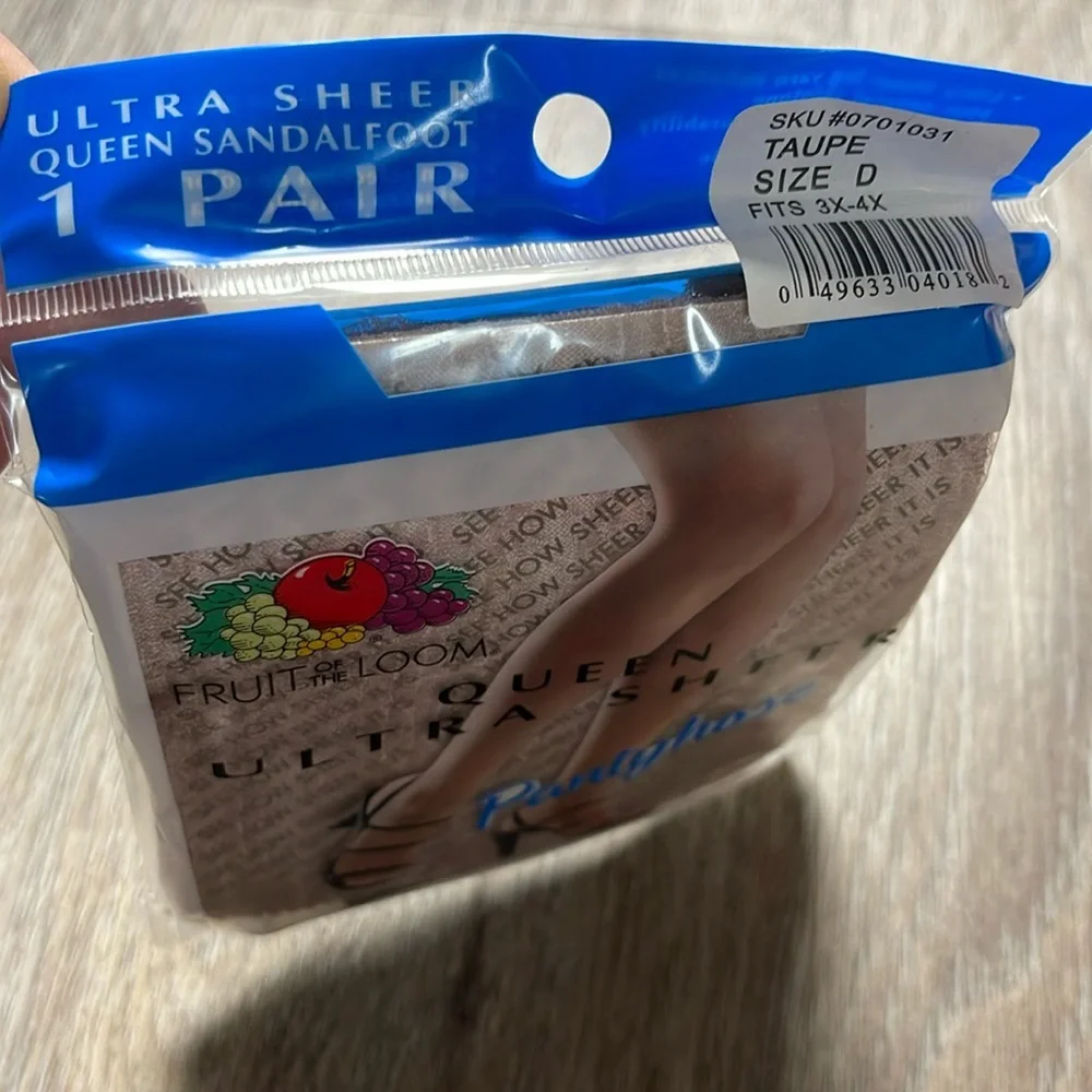 Queen Ultra Sheer Taupe Pantyhose Size D (3X-4X)